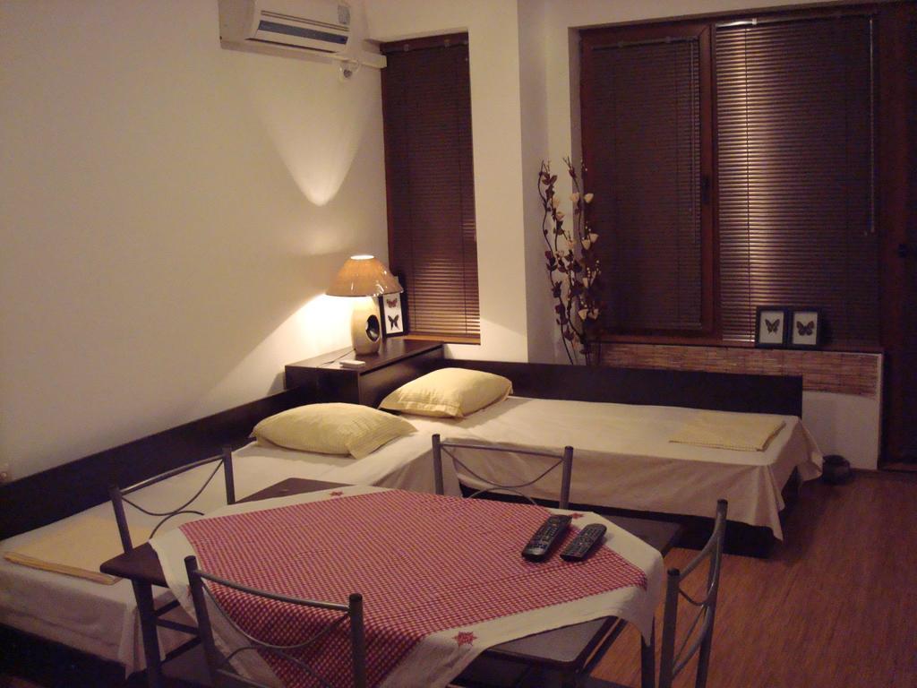 Studio Lazur Burgas Bagian luar foto